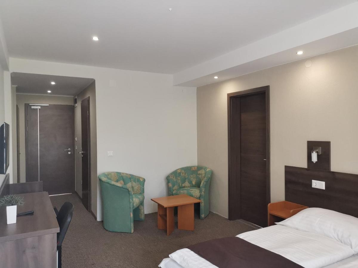 Tagore Hotel 3*